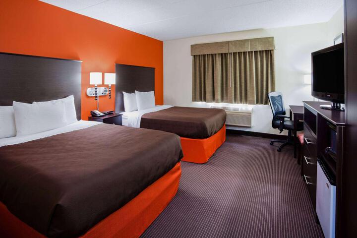1 Queen Bed Mobility Accessible (1 of 6)