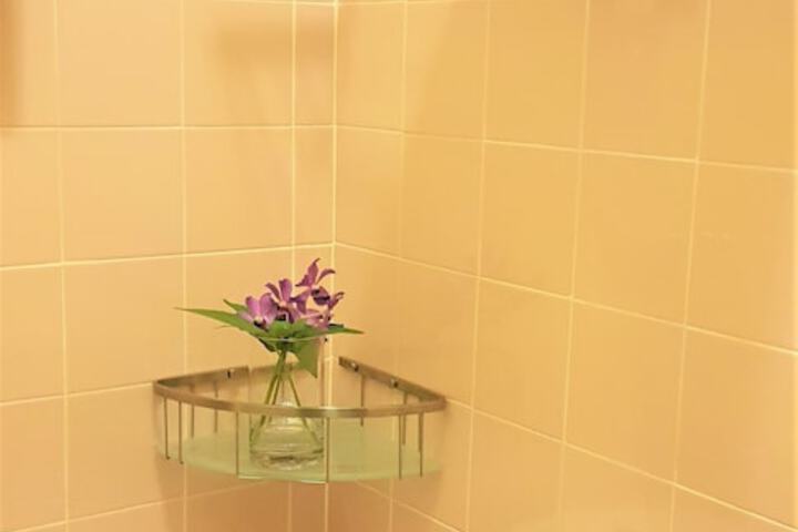 Clean Restrooms
