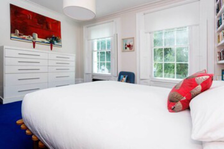 Room 14 of 18