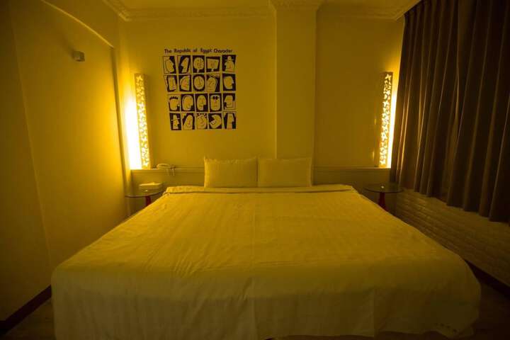 Room 17 of 41