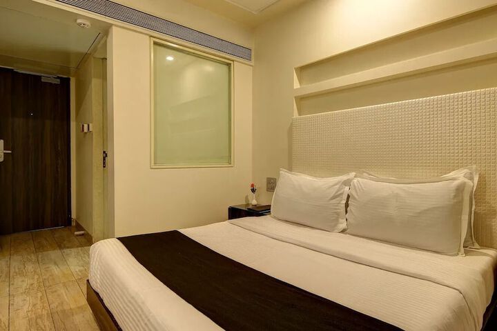 Room 22 of 36
