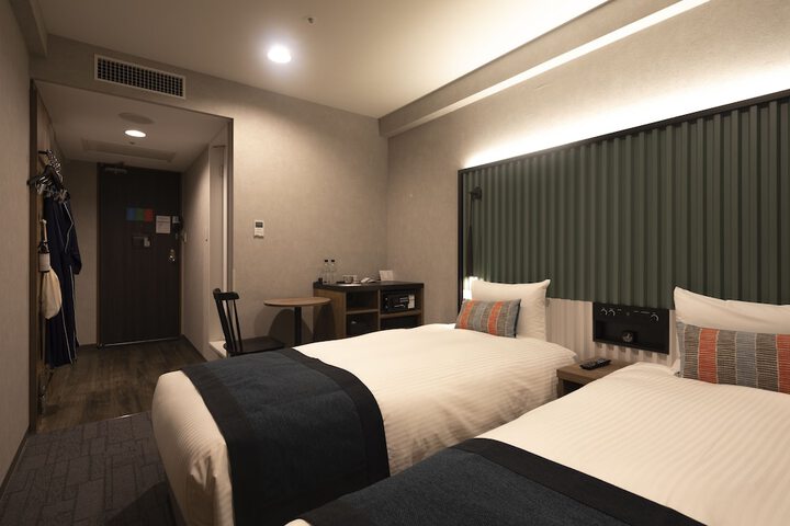 Room 15 of 59