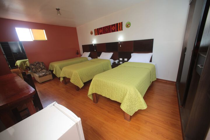 Room 4 of 5