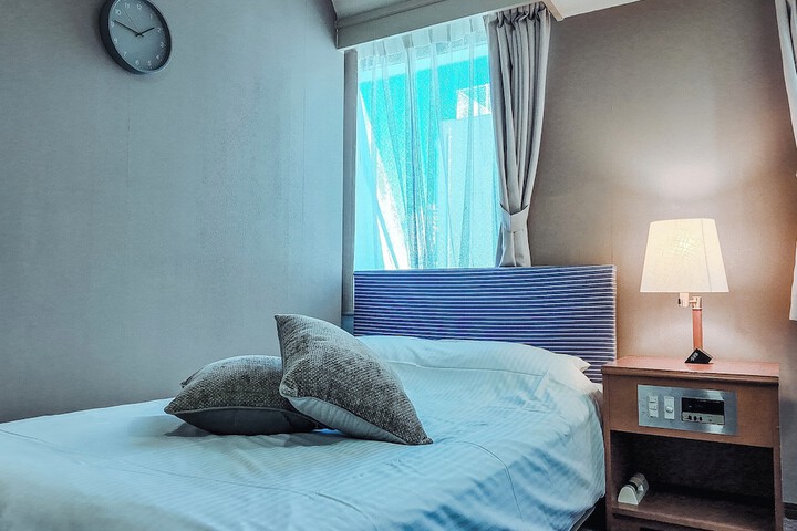 Room 20 of 27
