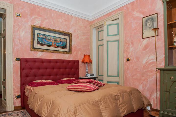 Room 7 of 55