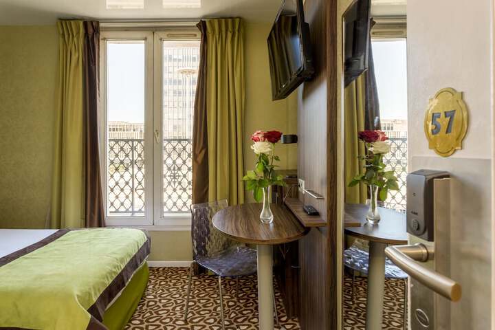 Room 33 of 56