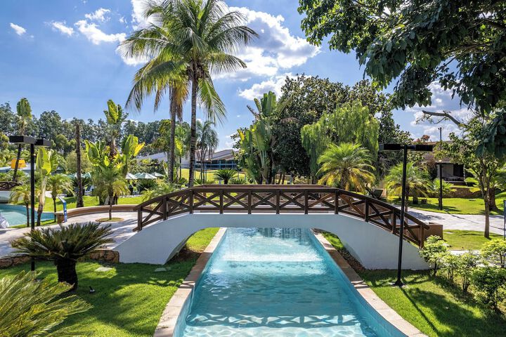 Pool Hotel