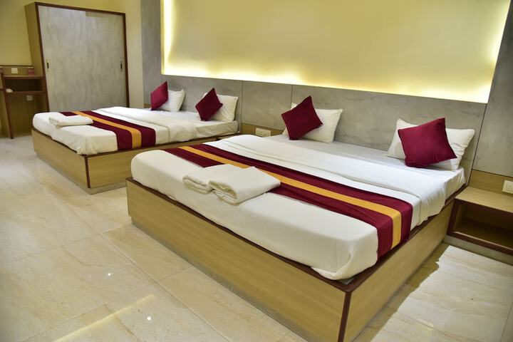 Room 14 of 39