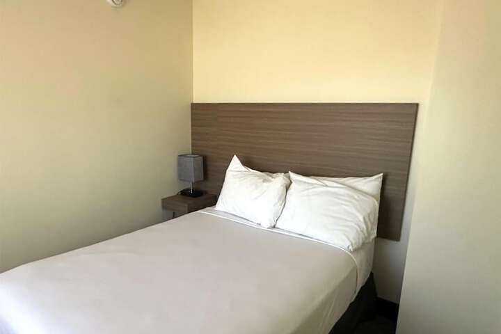 Room 19 of 52