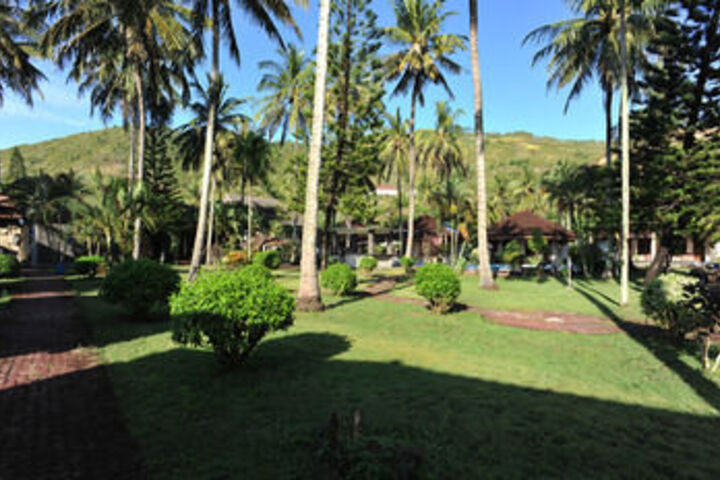 Hotel Exterior 5 of 31