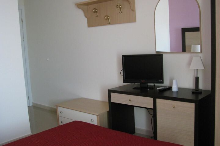 Room 9 of 22
