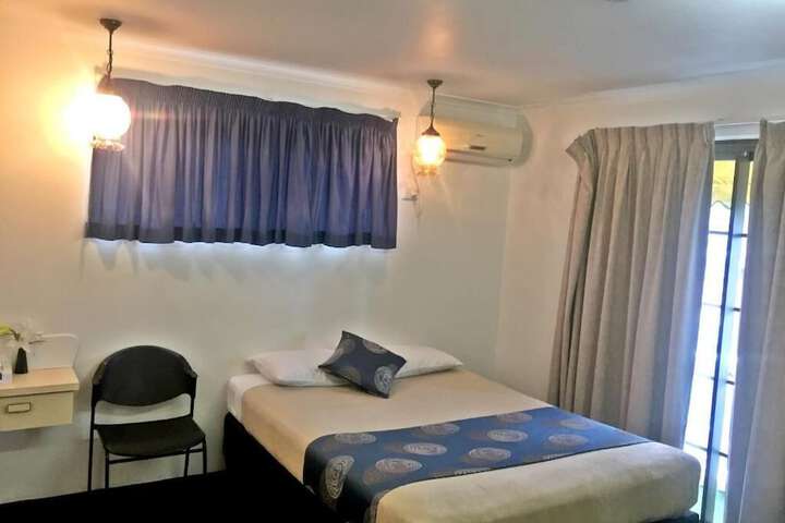 Room 18 of 43
