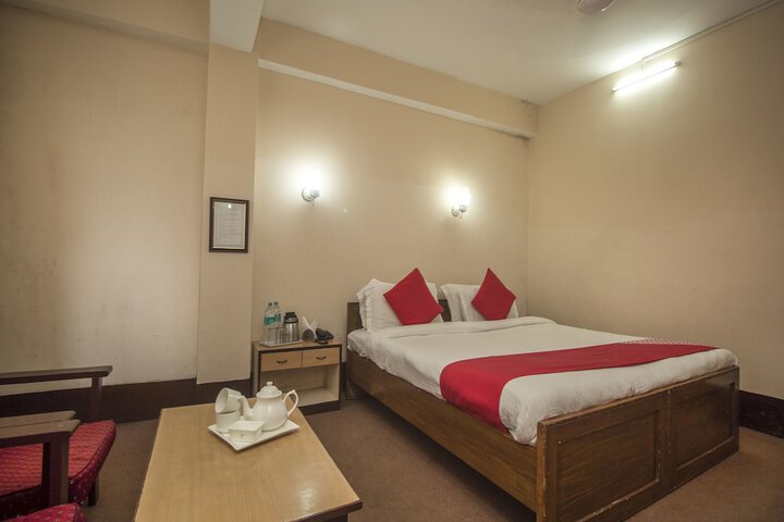 Room 9 of 23