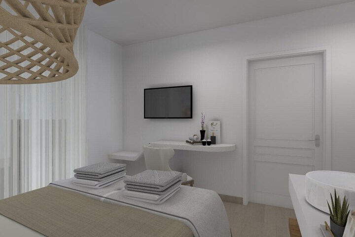Room 12 of 37