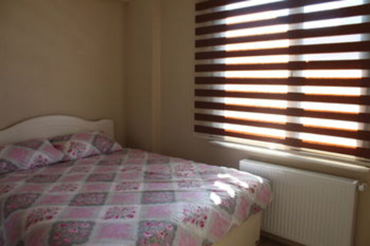 Room 14 of 24