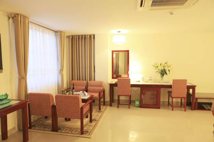 Room 26 of 35