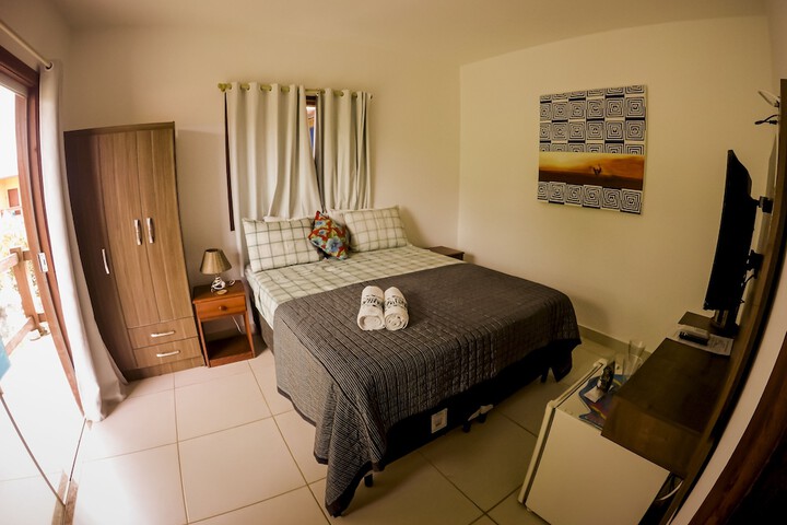 Room 25 of 82