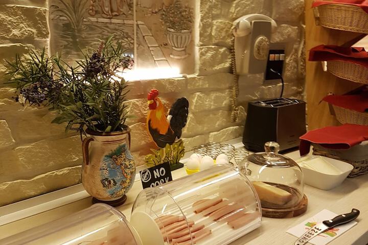 Dining 232 of 266
