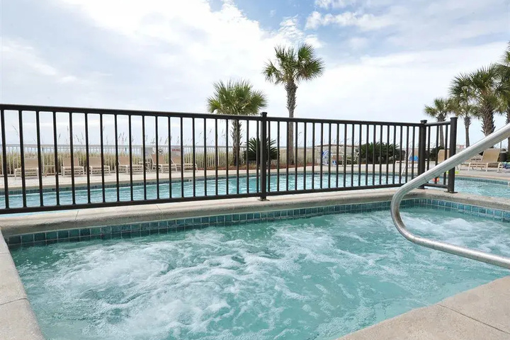 Pool 12 of 31