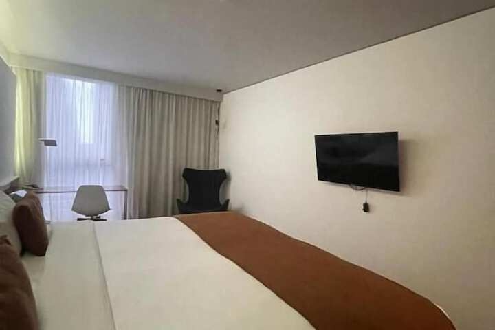 Room 13 of 71