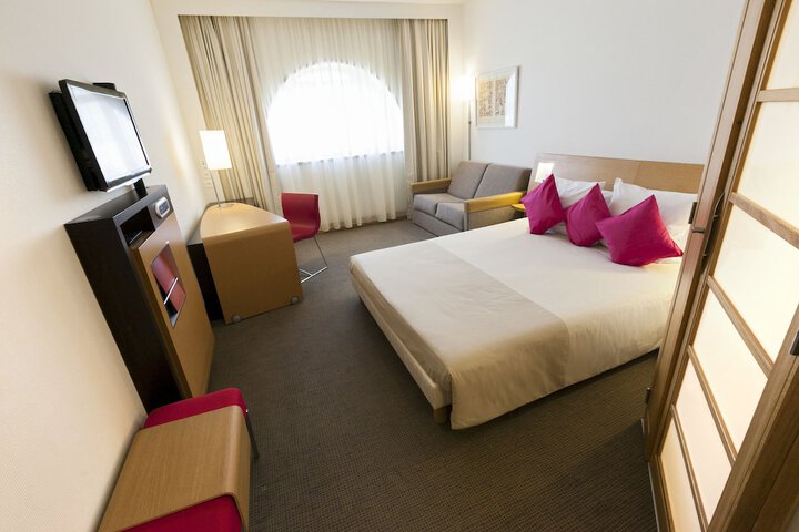 Room 54 of 268
