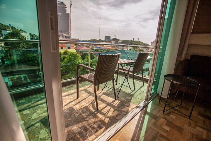 Terrace/Patio 19 of 64