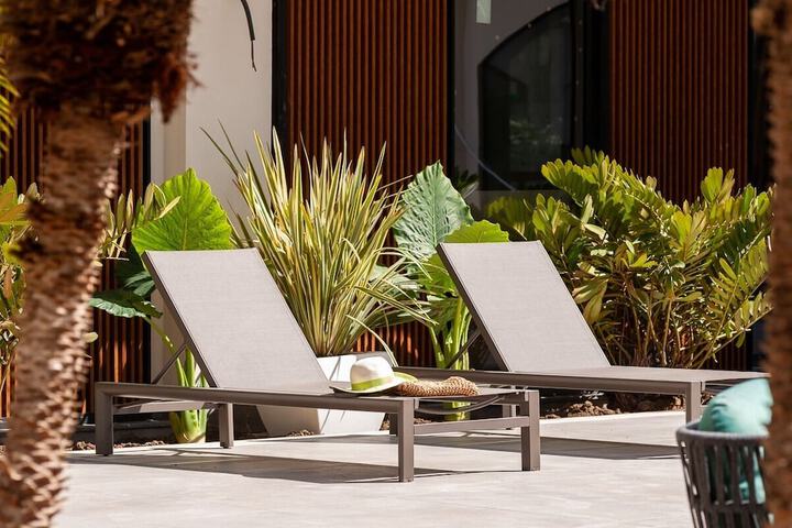 Sundeck 22 of 27