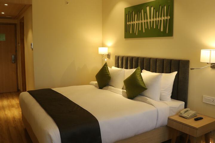 Room 15 of 21
