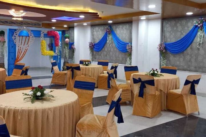 Ballroom/Hall 19 of 26
