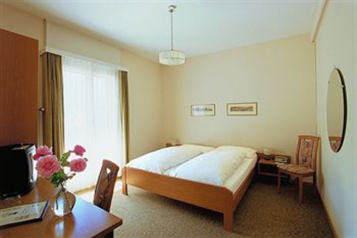 Room 37 of 108