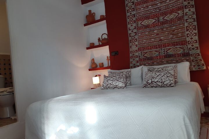 Room 18 of 65