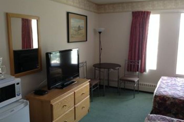 Room 12 of 53