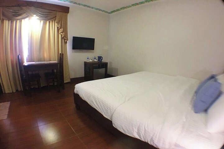Room 17 of 50