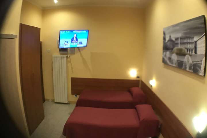 Room 14 of 41