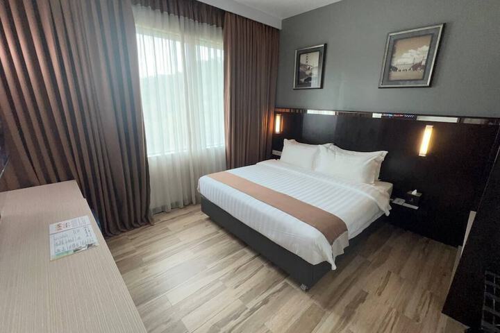 Room 5 of 47
