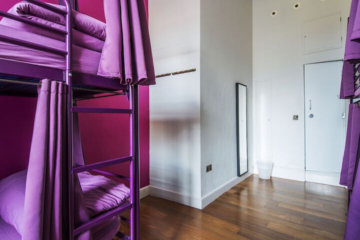 Room 21 of 69