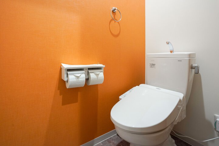 Room 5 of 22