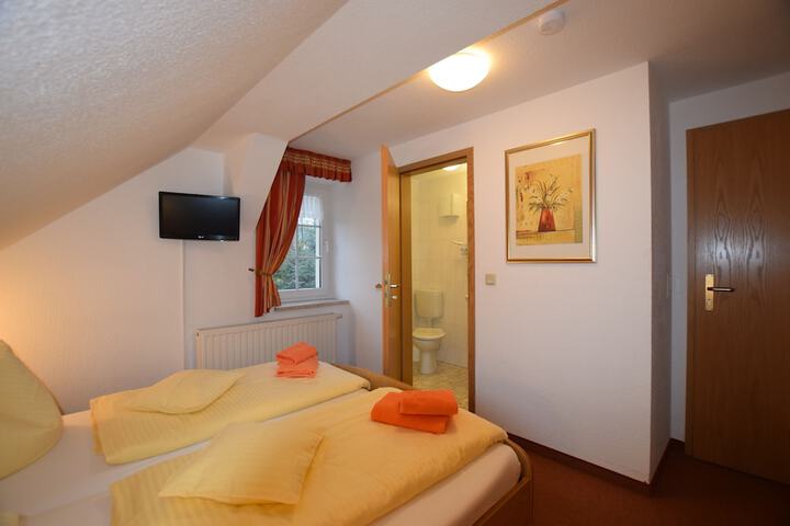 Room 44 of 52