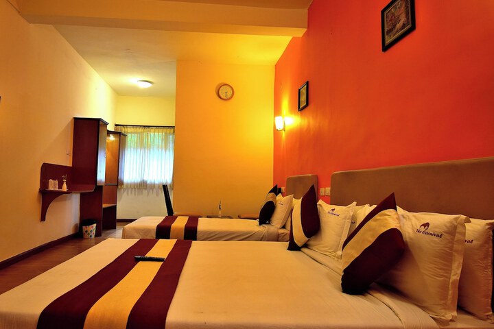 Room 4 of 30
