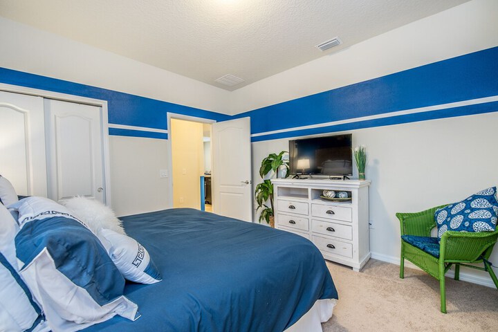 Room 12 of 47