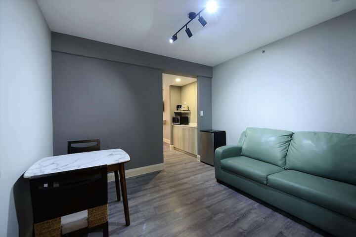 Room 6 of 29
