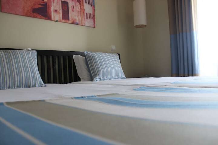 Room 10 of 129