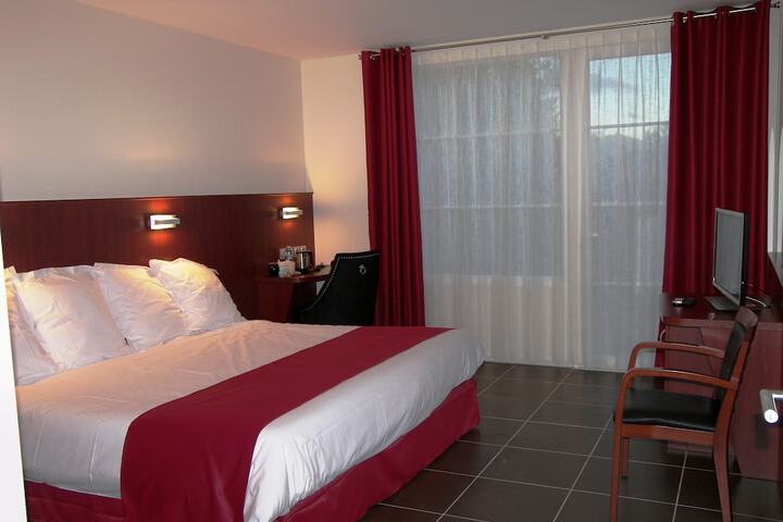 Room 5 of 43
