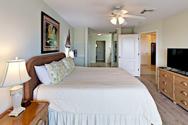 Room 48 of 65