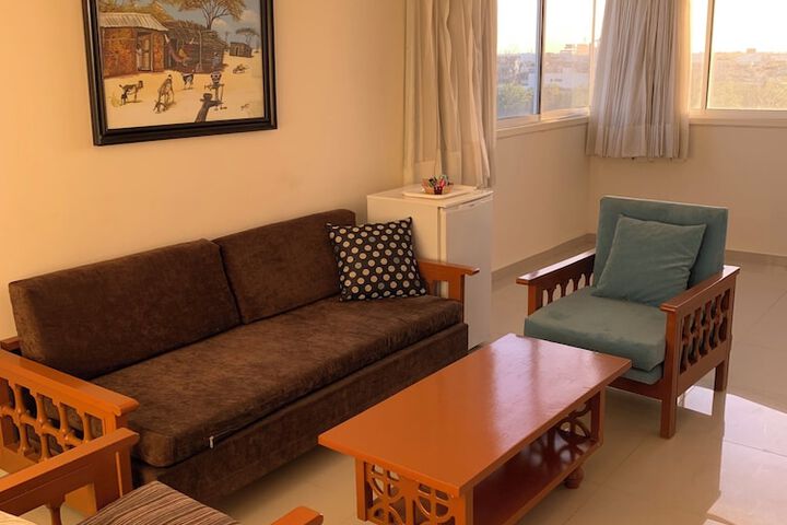 Room 50 of 76