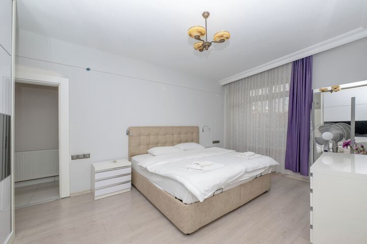 Room 36 of 271