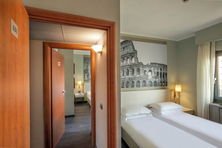 Room 34 of 70