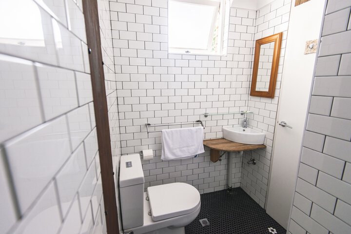 Room 56 of 73