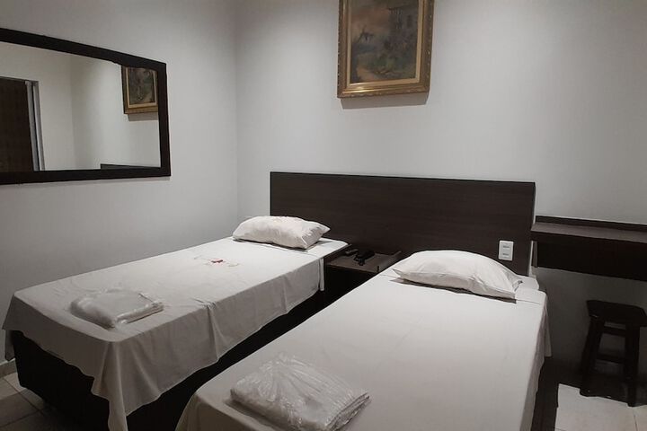 Room 19 of 47