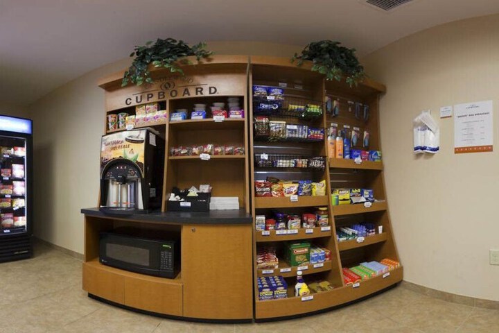 Snack bar